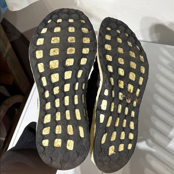 Adidas Pureboost Reigning Champ Size 11 - Picture 6 of 7